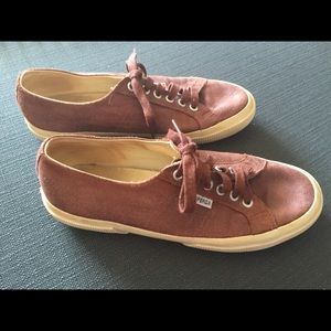 Superga women’s size 39 1/2